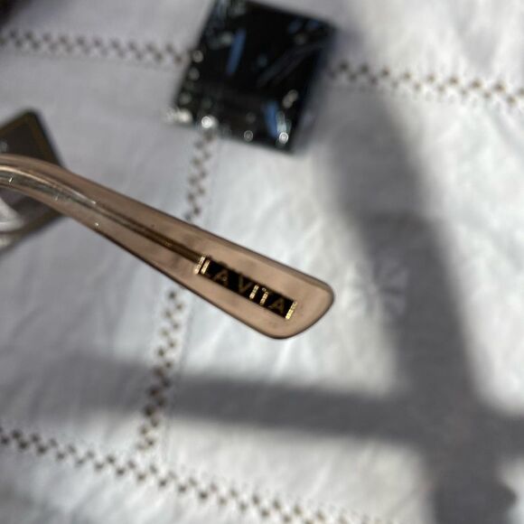 La Vita by Privé Revaux Sunglasses - Picture 5 of 7